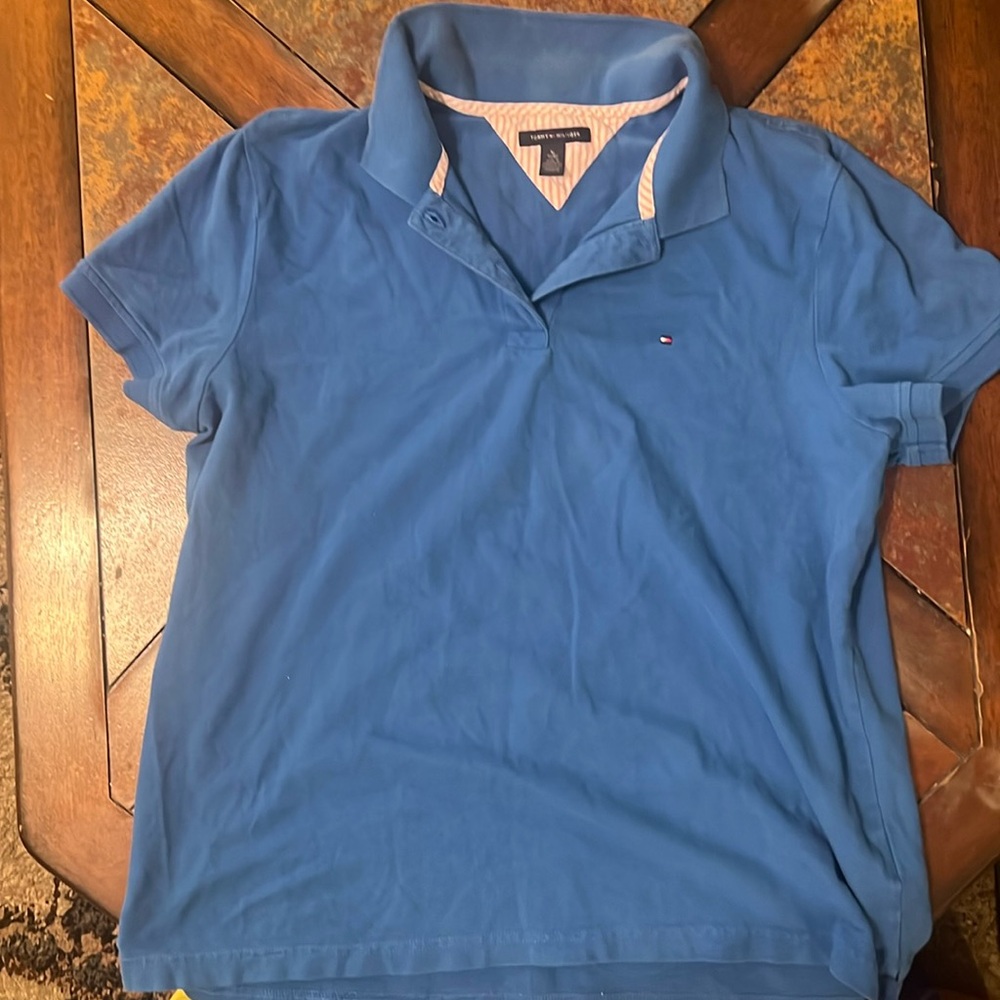 Tommy Hilfiger Polo shirt, good used condition. Size XL
